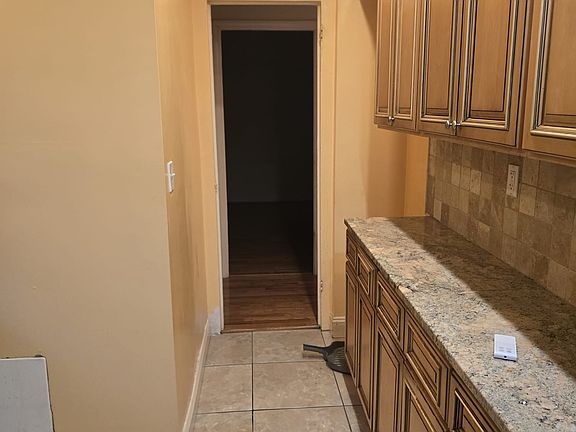2nd image of 101 Ellwood Ave APT 1B