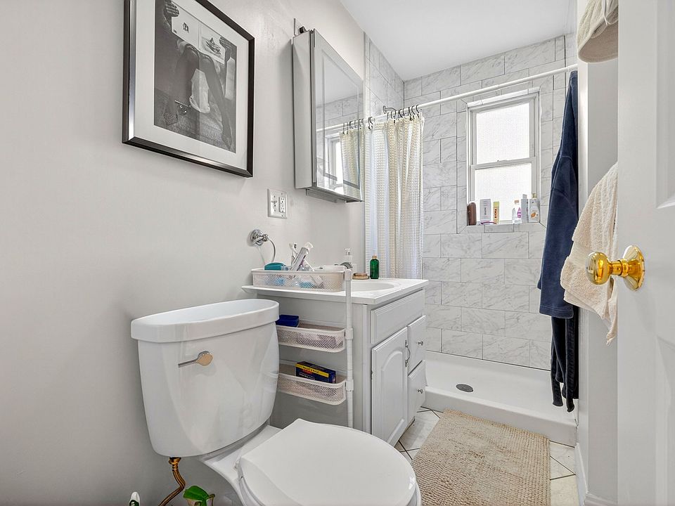 2nd image of 1592 Cambridge St #2