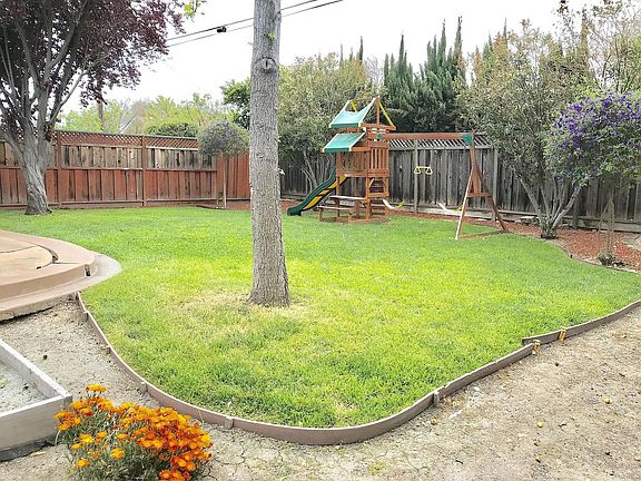 5th image of 726 Armanini Ave