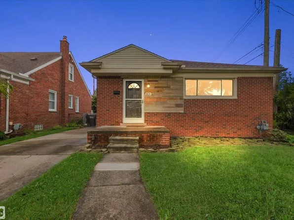 6651 Cortland Ave, Allen Park, MI 48101
