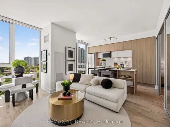 1 Belsize Dr #801, Toronto, ON M4S 0B9