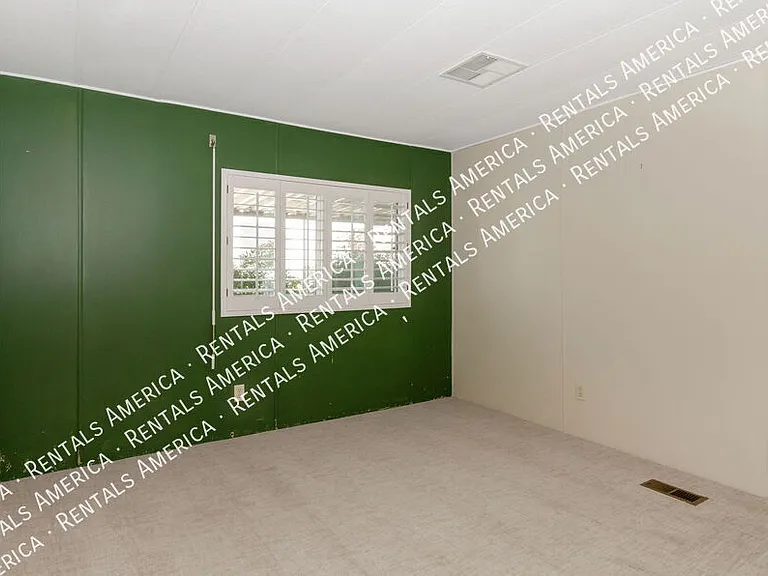 10684 N Stromboli Ave — Photo 15