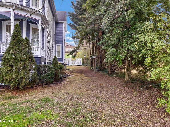 124 N Kingston Ave, Rockwood, TN 37854