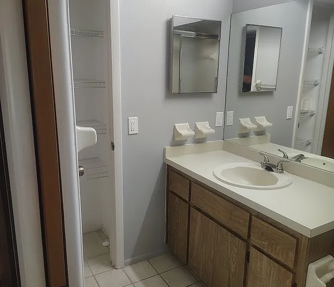 4617 Uzzle Way — Photo 28