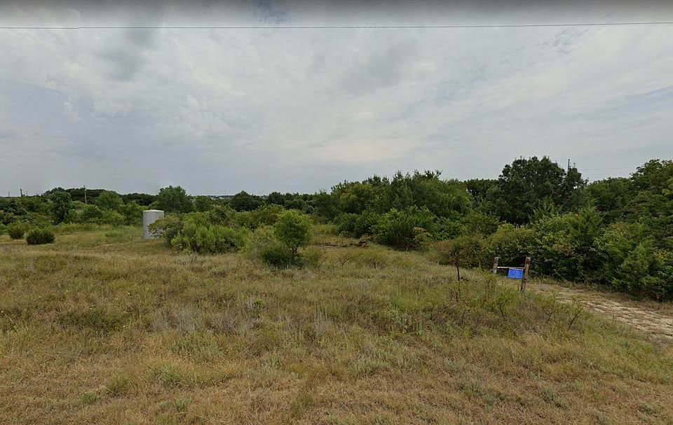 2nd image of 391 Mini Ranch Dr