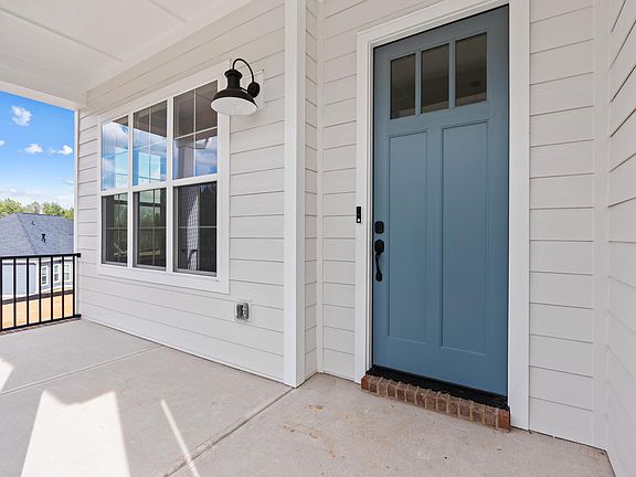 3rd image of 107 Halowell Ln