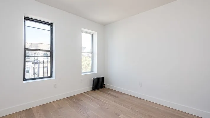 Rented by Nooklyn NYC LLC | media 7
