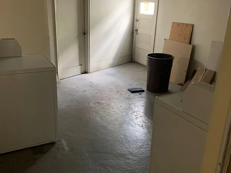 290 N 600 E #5 — Photo 12