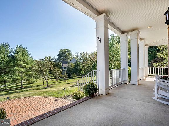 5th image of 413 Red Clay Dr