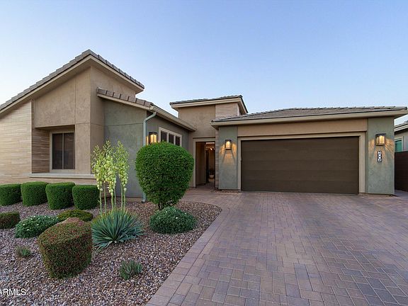 2nd image of 3004 E LOS GATOS Drive
