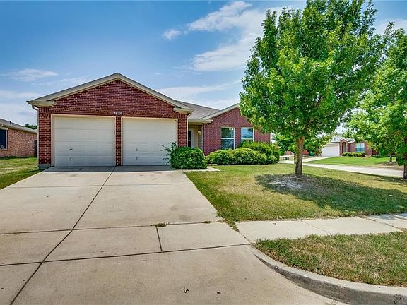3rd image of 4400 Alsace Dr