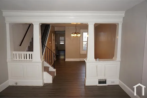 4 bed, 1600 sqft, $2,277 — Photo 4