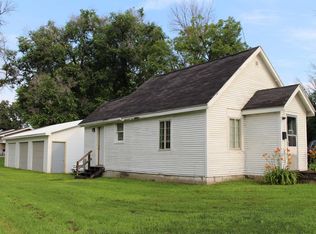407 Nelson St, Laurens, IA 50554