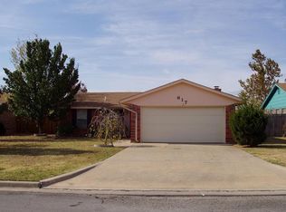 617 SW 63rd St, Lawton, OK 73505
