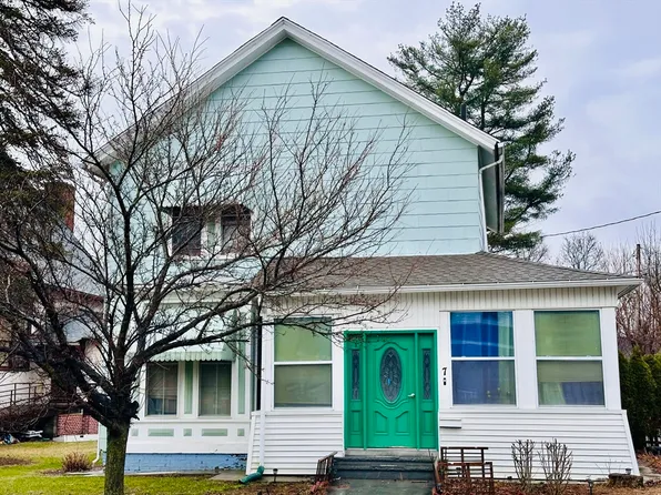 7 Washington St, Westfield, MA 01085