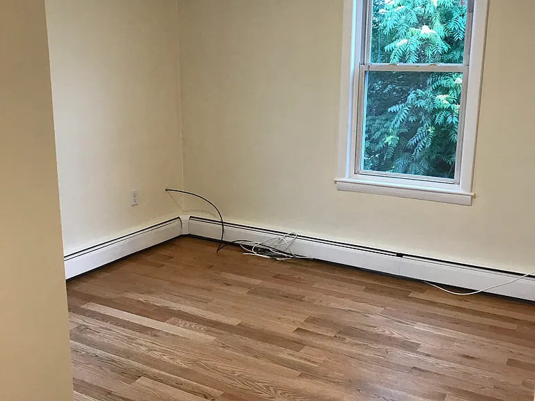 805 Merrimack St #3 — Photo 7