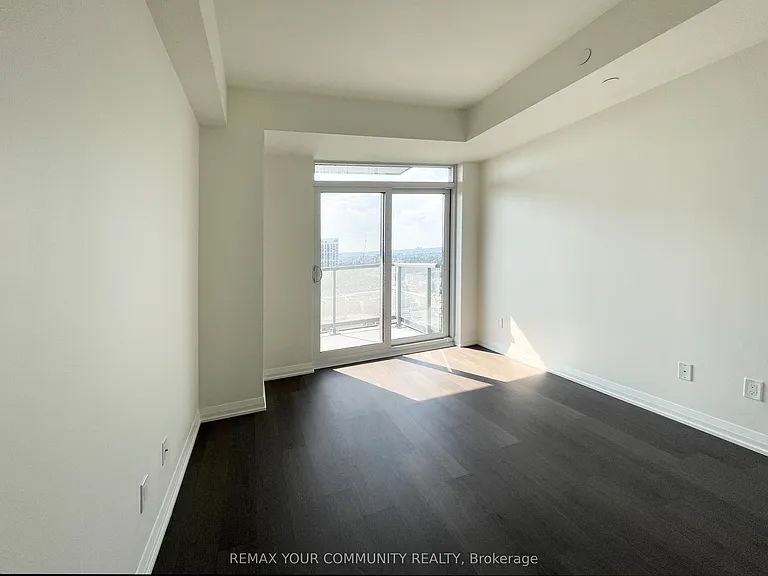 65 Oneida Cres #1206 — Photo 12