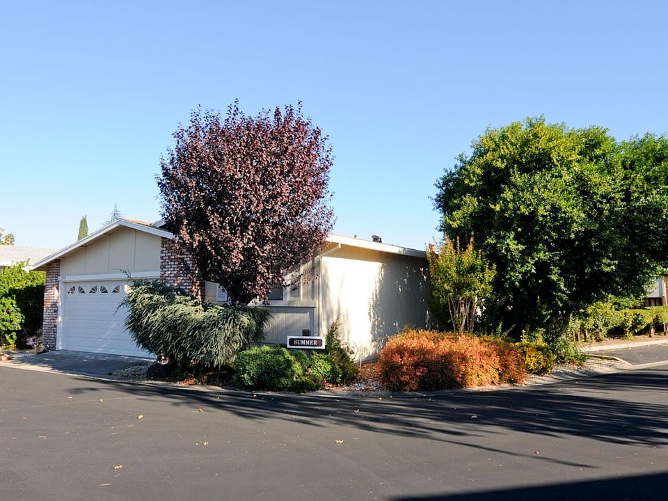 1st image of 278 Summer Cir