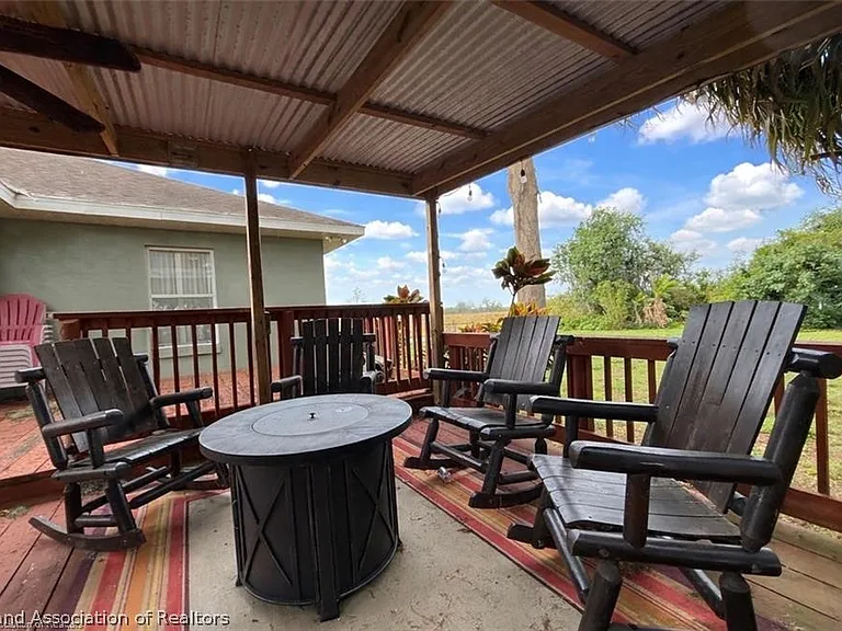 5615 County Road 621 — Photo 13