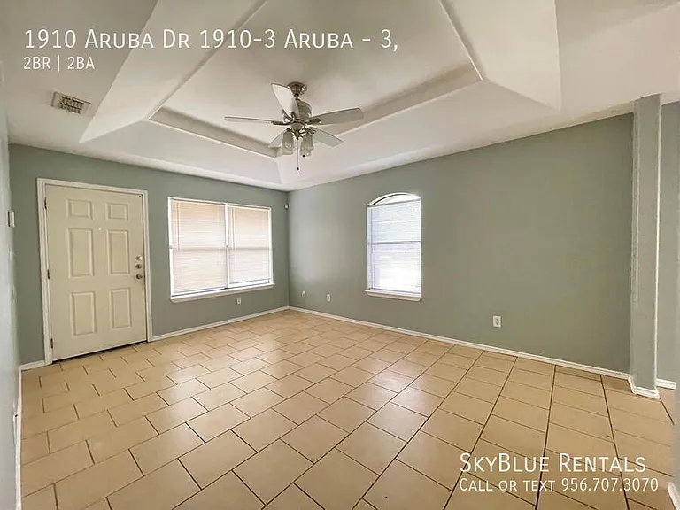 1910 Aruba Dr #3 — Photo 3