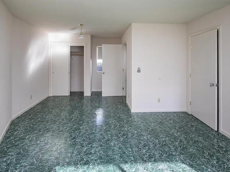 Master bedroom 2