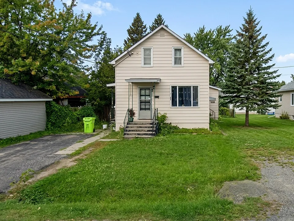 3 Cameron Ave