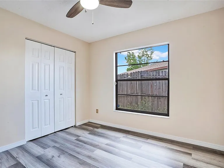 4805 Kingston Cir — Photo 20