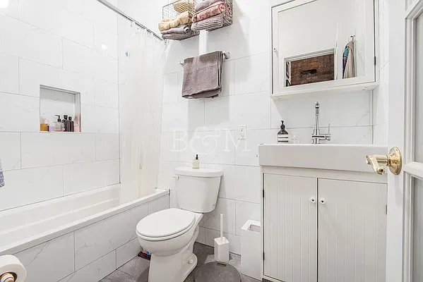 Rented by Brick&Mortar | media 43