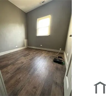 8218 S Houston Ave #2R — Photo 11