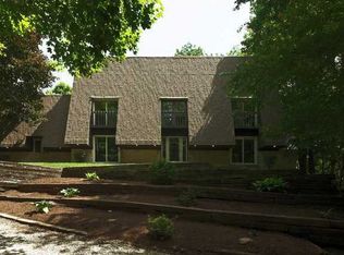 7044 W 96th St, Zionsville, IN 46077