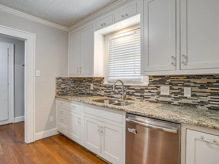 3216 Cockrell Ave — Photo 11