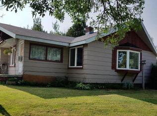 2496 Shunk Rd, Sault Sainte Marie, MI 49783
