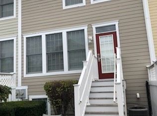 14 Village Green Dr, Ocean View, DE 19970