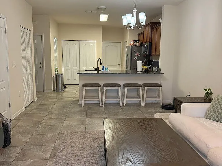 705 Servia Dr — Photo 7