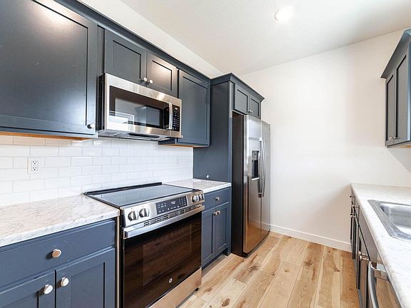 3rd image of 2653 Frazier Loop