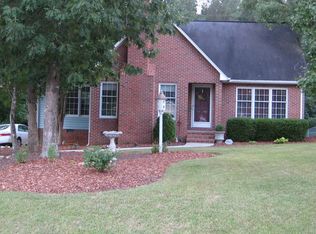 630 Rockwood Dr, Graham, NC 27253