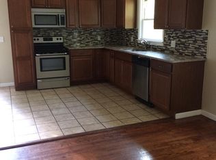 323 Salem Tpke, Norwich, CT 06360