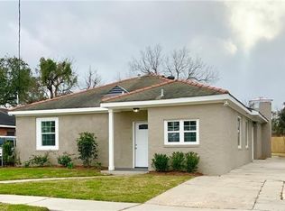 8830 Apricot St, New Orleans, LA 70118