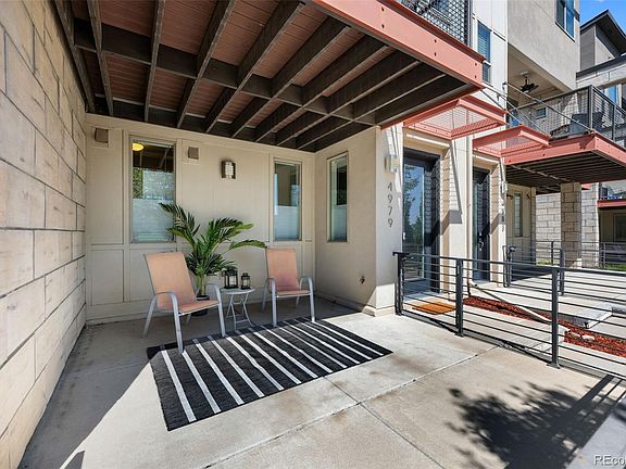 3rd image of 4979 Valentia Street