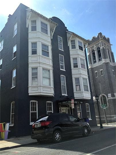 1st image of 300 N Potomac St APT S2