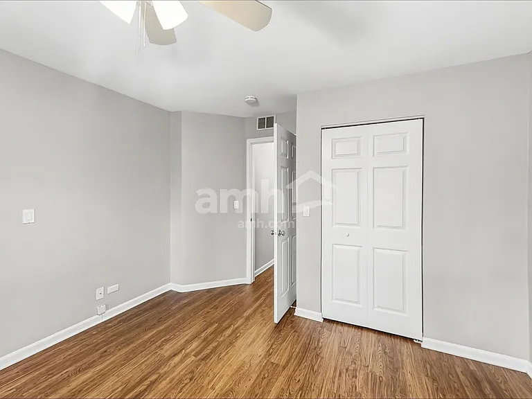 3131 Melbourne Ln — Photo 10