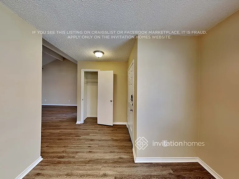 2306 Lakeshore Ln — Photo 5