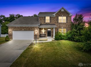 137 Shoemaker Ln, Union, OH 45377