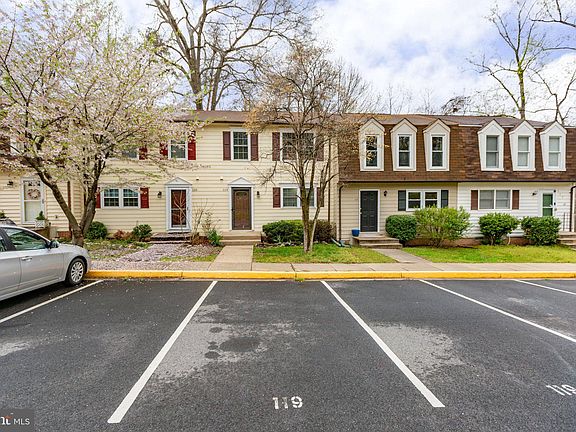 2nd image of 119 Kings Mill Dr