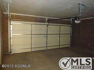 022-177176 garage (2)