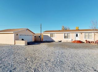 5226 Greasewood Rd, Phelan, CA 92371