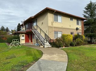 1053 W Hamilton Ave, Campbell, CA 95008