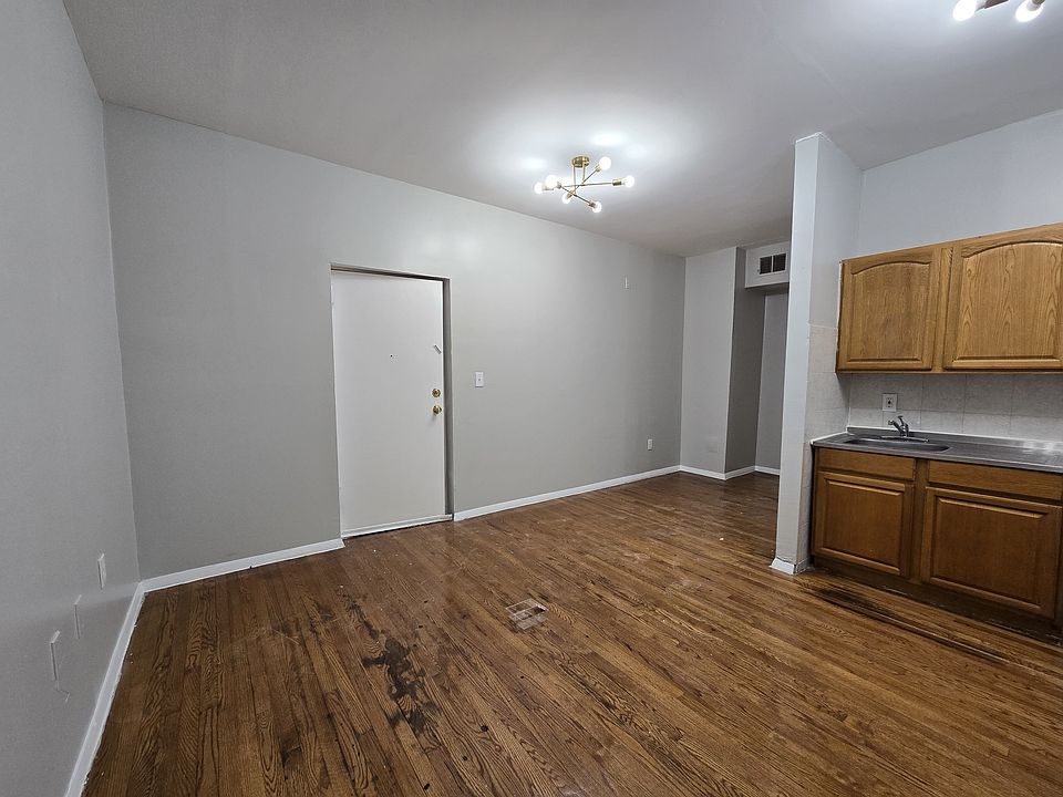 2nd image of 330 Mount Prospect Ave #42E