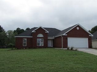 107 Berkley Cir, Warner Robins, GA 31093