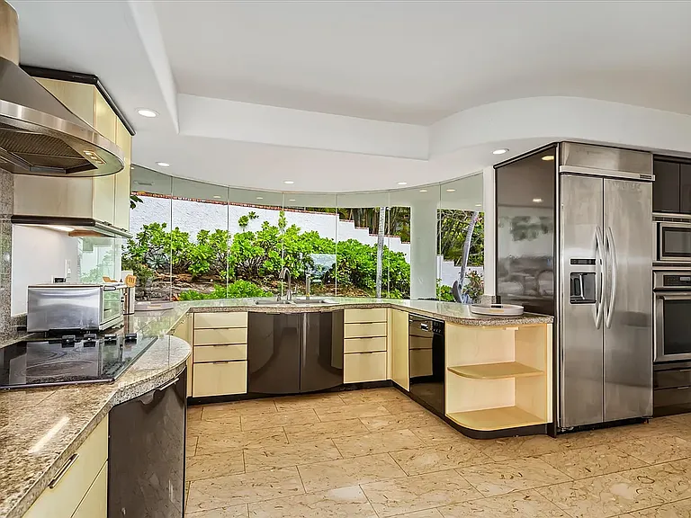 Poipu Dr — Photo 9